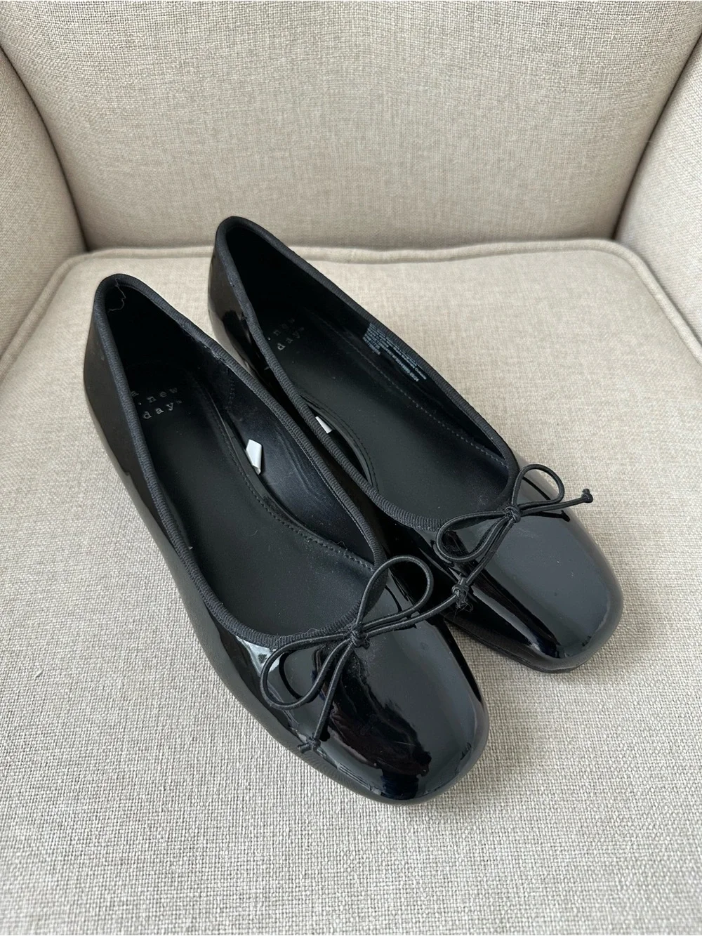 time and tru women’s bow block heel ballet shoes